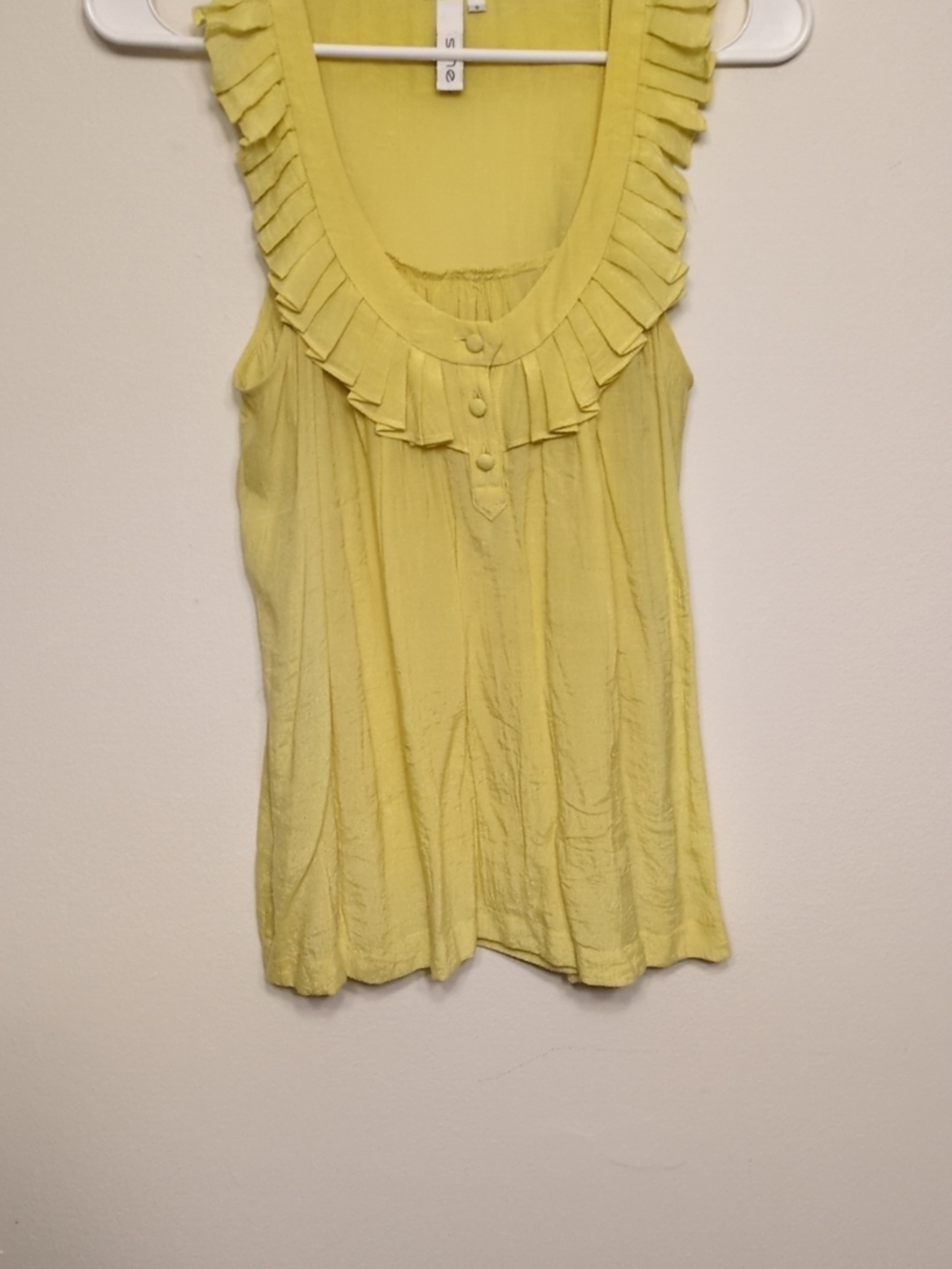 Ruffled Scoop-Neck Tank Top - Yellow